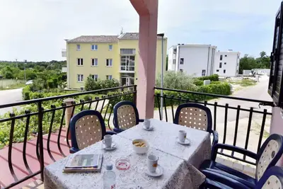 Image de Appartement familier et équipé pour un séjour confortable