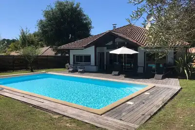Image de Villa avec piscine et Wifi - 10 pers.