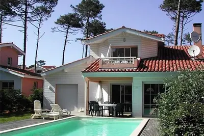 Image de Maison avec piscine, animaux Ok - 8 pers.
