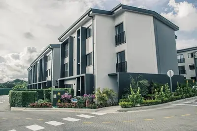 Image de Great apartment near the Airport with Air Condit.