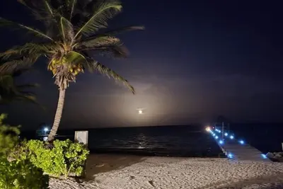 Image de Your Beachfront Escape on Ambergris Caye Indigo 1b