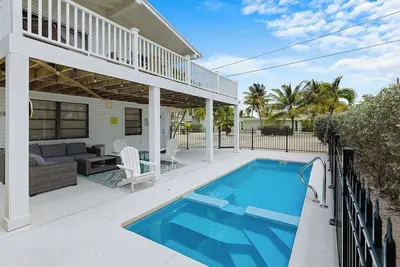 Image de Blue Lagoon 2bed/2bath with private pool - no dockage