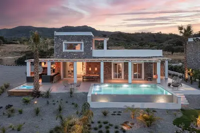 Image de Escapade privée en villa à Rhodes pour 8