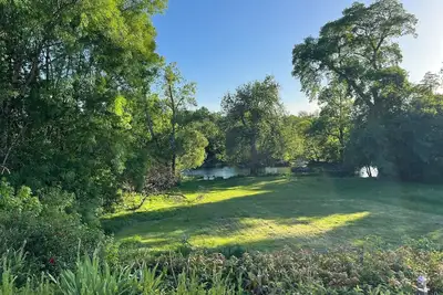 Image de Maison au calme avec vue rivière – détente garantie