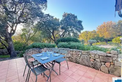 Image de Villa Caroubier - Un séjour au calme, à deux pas de la mer