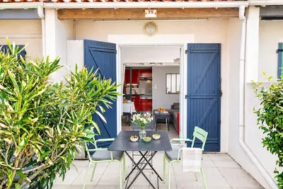 Image de Éden Plage Naturiste : Maisonnette, Terrasse, Parking & Wifi à 50m de la Mer