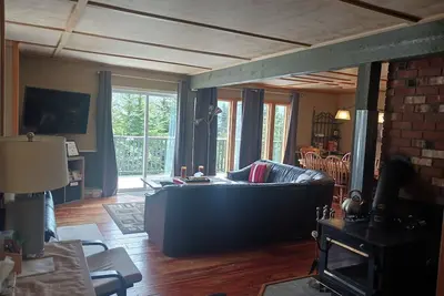 Image de The Mountain Life Lodge! Cozy Family & Pet-Friendly Cabin on Sasquatch Mountain.