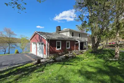 Image de Lakefront Paradise  Pool + Paddle Boats  Sleeps 12