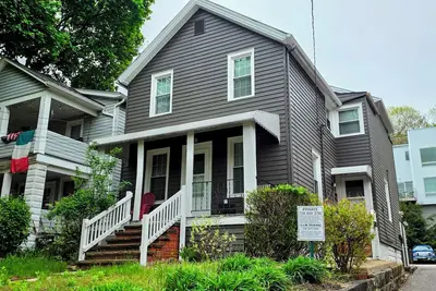 Image de Heart of Little Italy- Walk to Cwru & Cleveland Clinic -Free Parking