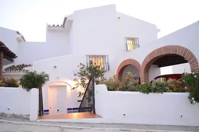 Image de Chalet by the Sea, with private parking, common swimming pools and tennis court