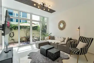 Image de Modern 3 Bedroom Villa in Damac Hills 2 with Private Garden & Water Park Access