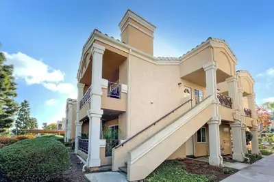 Image de Nook & Loft - Full Office + 2br/1ba