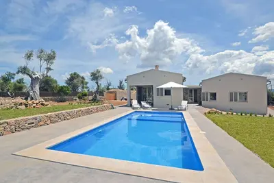 Image de Ses Veyetes by Interhome
