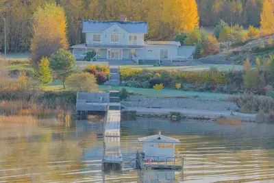 Image de La maison de rêve au bord du lac scintillant de Vättern !
