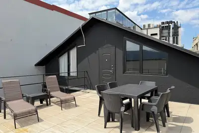 Image de Spacious 3-bedroom apartment in pleasant T'bilisi with Ac