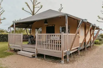 Image de Gîte familial de glamping avec barbecue