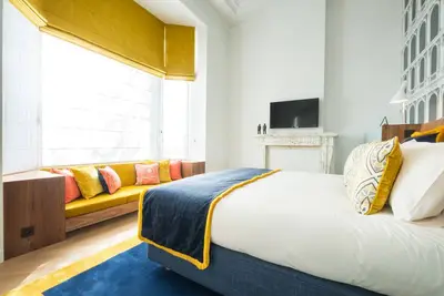 Image de Raphael Suites