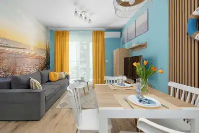 Cozy Apartment | Air Conditioning | Balcony | Parking.