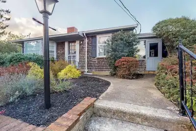 Image de Charming island cottage near town & beaches