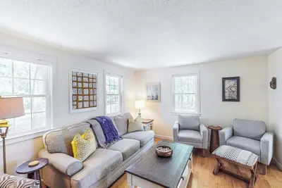 Image de Dog-friendly home with enclosed yard & firepit - near Rail Trail & beaches