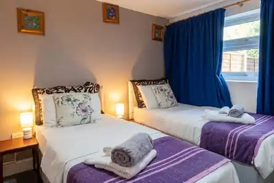 Image de Guest-favourite Birmingham suites with free parking and all amenities