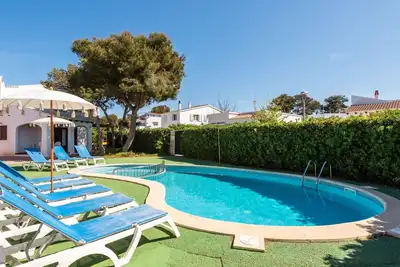 Image de Apartamentos Monsines 13 C by Interhome