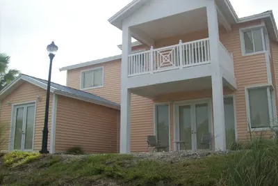 Image de Awesome 3-bedroom 3 bathroom house with Ac in charming Bimini