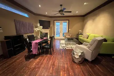 Image de Modern Uptown Dallas Retreat - Near Dining, Nightlife & Stadiums