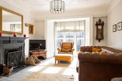 Image de Spacious Seaside Home with Cinema Room - Pass the Keys