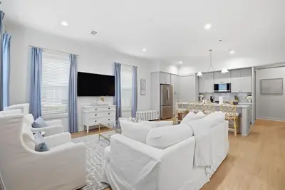 Image de Pass Christian 3br | Pool | Walk to the Beach