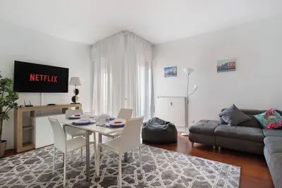 Image de Heart of Mestre - 3 min from Buses to Ve