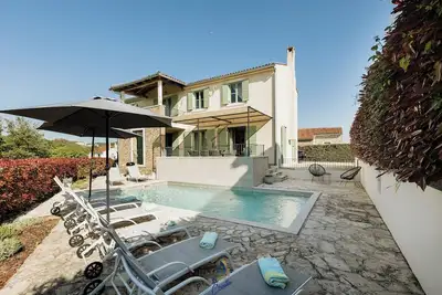 Image de Villa Morgan – Villa de luxe avec piscine chauffée près de Buje
