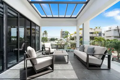 Image de Modern Villa - Private Pool & Rooftop Terrace
