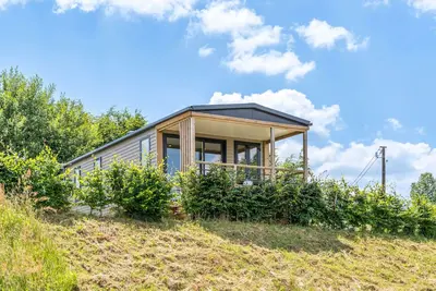 Image de Camping Papillon Bouillon - Vakantiehuis Premium by Interhome