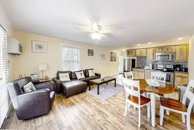 Image de The View Iv at Sheepscot River- Water-view condo with deck, full kitchen, and WiFi