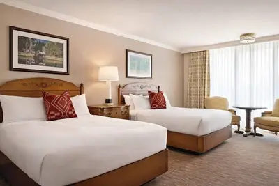 Image de 2 Queens Pool | Little America | Poolside Reset, Golf Access | 2 Units