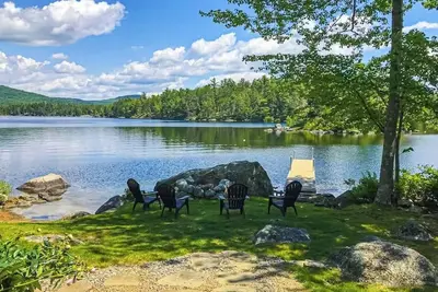 Image de Loon Haven - Spacious Lakefront Home with a Sandy Beach, Kayaks, and Stunning Panoramic Views