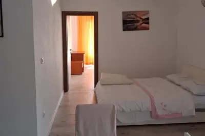 Image de Garçonnière avec le balcon Omis (As-25816-a)