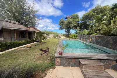 Image de Villa & bungalows avec piscine, proche plage, Parc National et Le Morne
