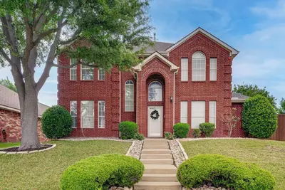Image de 4 Mi to Toyota Stadium! Spacious Frisco Retreat