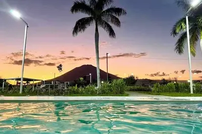 Image de Enjoy your getaway at this unique, private, quiet and safe residential house!