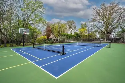 Image de Private Pickleball Hidden Oasis in Tulsa