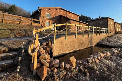 Image de Gîte chaleureux et tout confort en pleine nature avec une vue magnifique