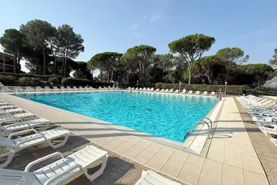 Studio à Saint-Raphaël avec Piscine & Tennis