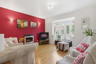 Image de New! 4br Ideal for Contractors, Driveway, Wifi, M40