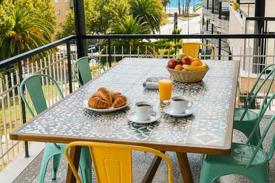 Image de T3 6 pers – Vue mer - Plage à 1 min – Terrasse – WiFi fibre 1Gb – PortAventura