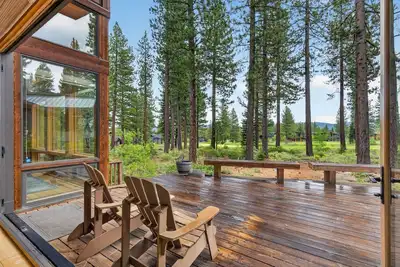 Image de Golf Course & Ski Retreat w/ Views Near Northstar
