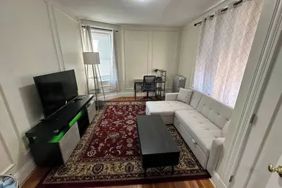 Image de Tranquil 1-bedroom apartment with Ac in charming Brookline - 11#6