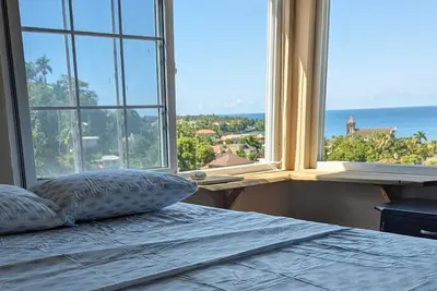 Image de 2-bedroom modern oceanview home in Port Antonio, 15 mins from beaches