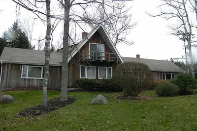 Image de Year Round Home in Desirable Seawood Park